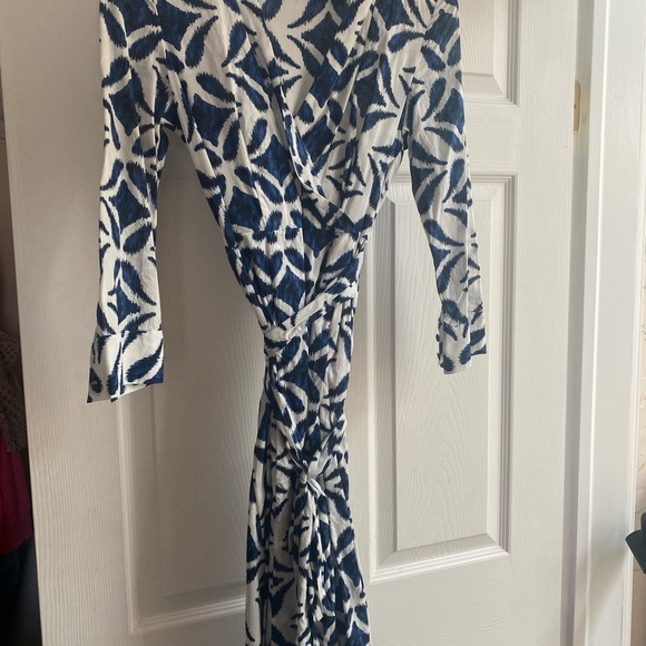 Diane Von Furstenberg ikat wrap dress - Picture 2 of 4